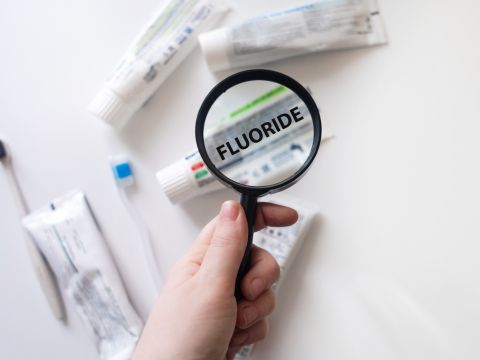 Fluorid – warum es trotz aktueller Trends wichtig für die Zahngesundheit bleibt